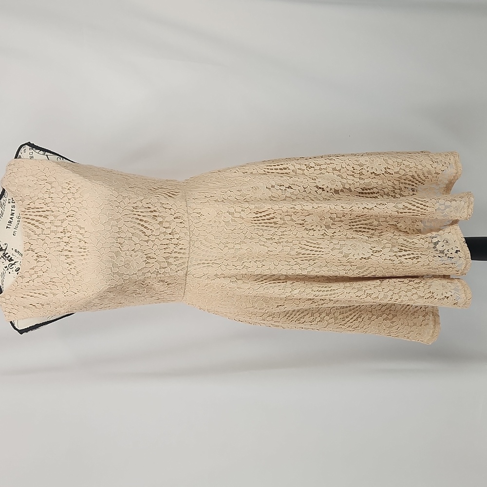 Kingfancy Beige Lace Sleeveless Dress, size Medium
